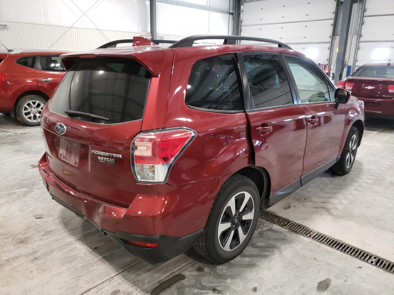 Photo 4 from auction – 2018 SUBARU FORESTER 2 with VIN JF2SJAGC1JH451793