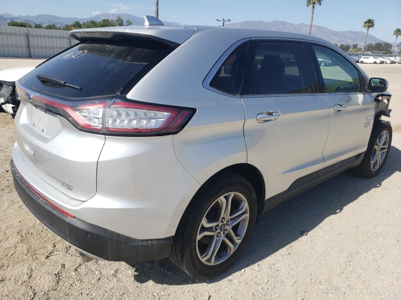 Zdjęcie 4 z aukcji – 2018 FORD EDGE TITAN z VIN 2FMPK4K98JBB67617