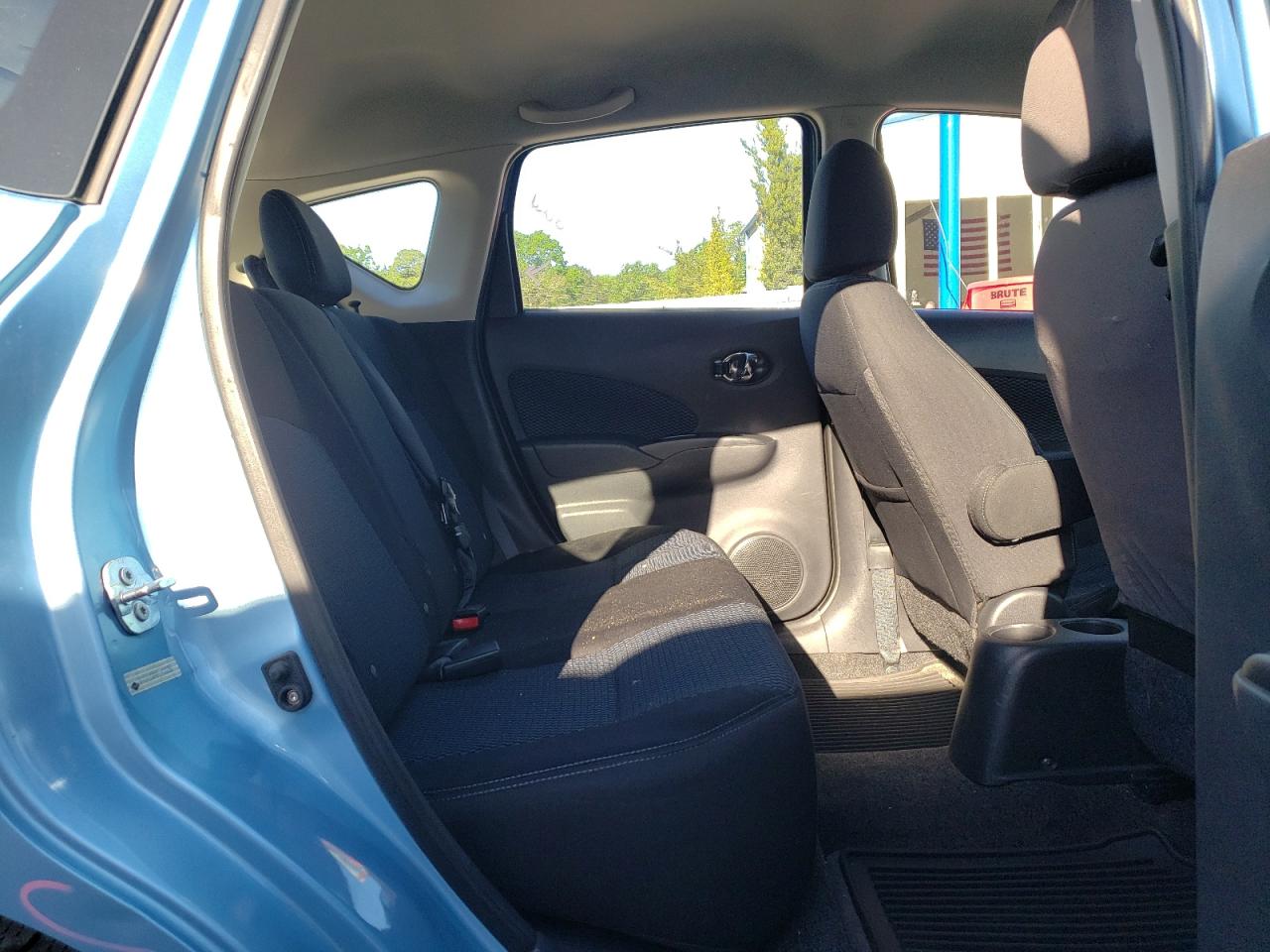Photo 6 from auction – 2015 NISSAN VERSA NOTE with VIN 3N1CE2CP4FL408258
