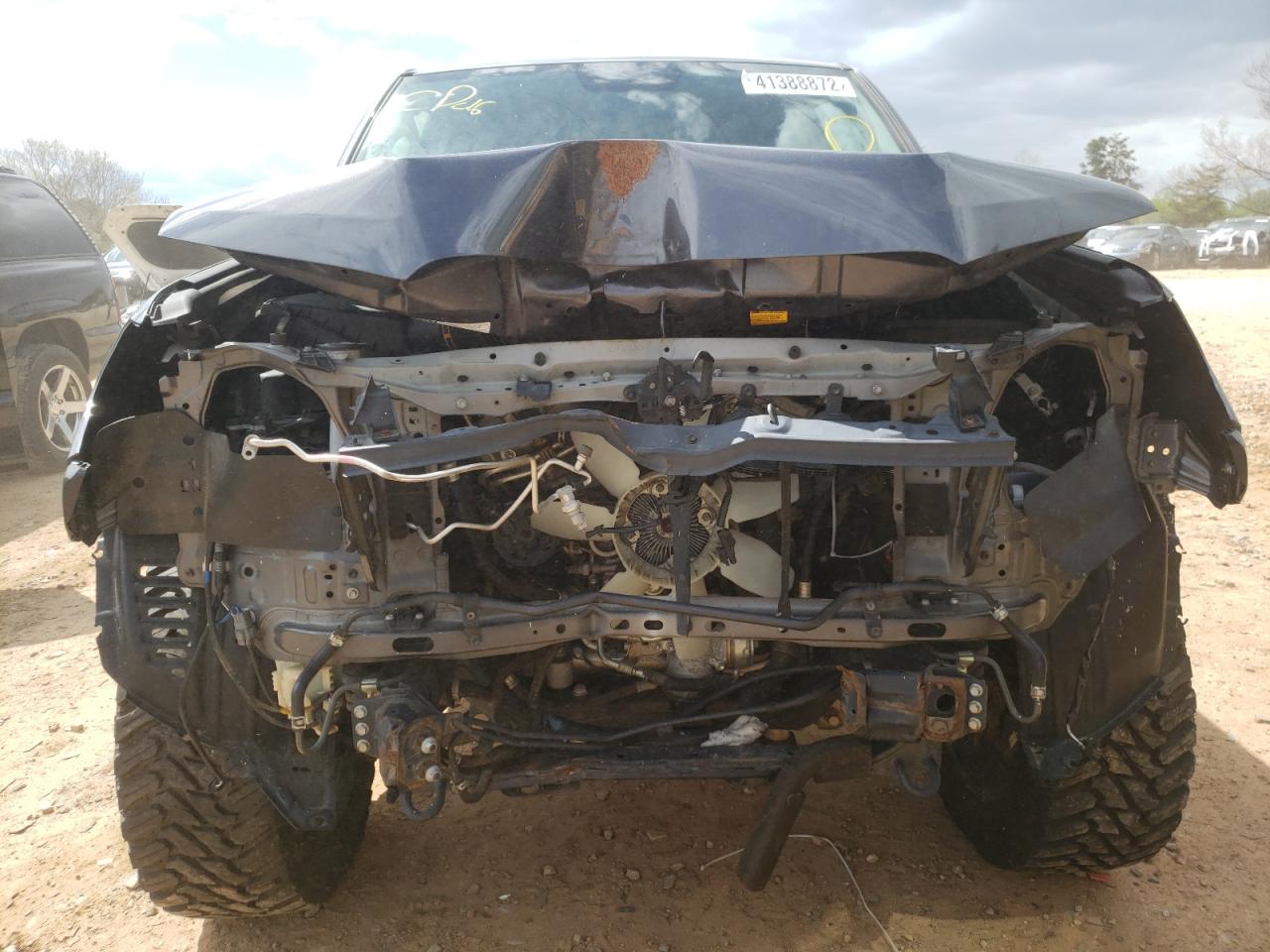 Photo 9 from auction – 2014 TOYOTA 4RUNNER SR with VIN JTEBU5JR3E5200819