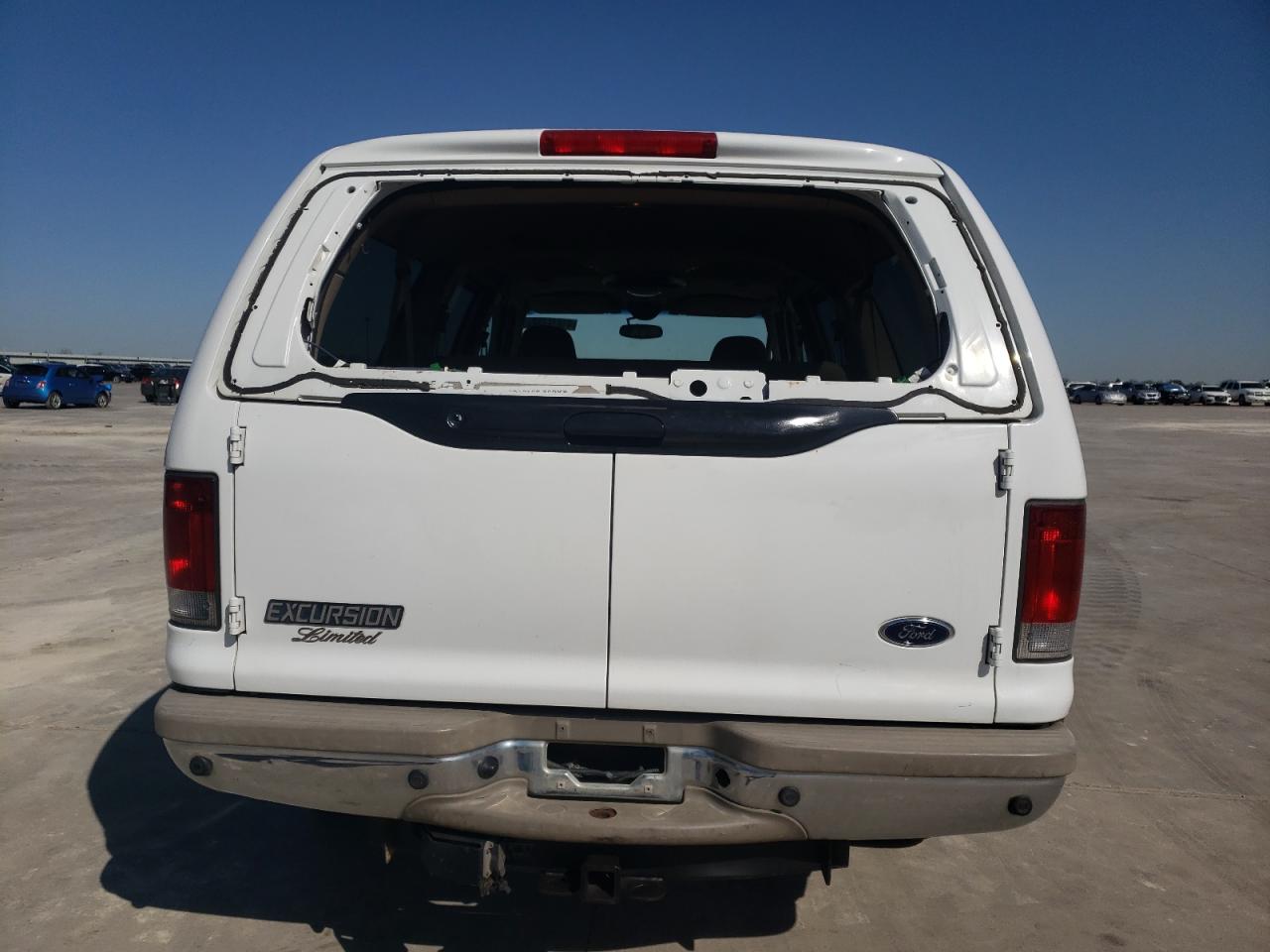 Photo 9 from auction – 2002 FORD EXCURSION with VIN 1FMSU43F92EB79080
