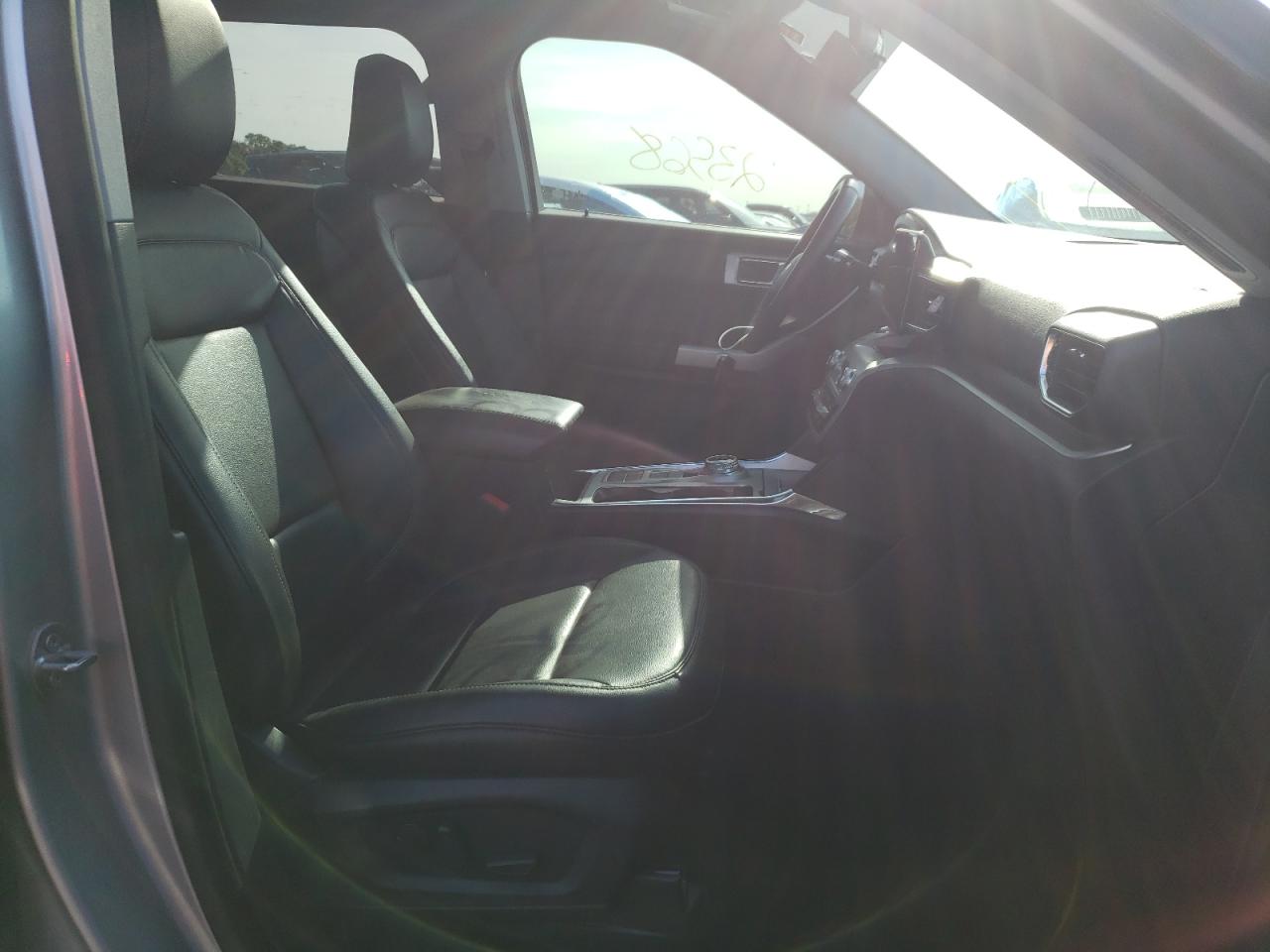 Photo 5 from auction – 2020 FORD EXPLORER X with VIN 1FMSK7DHXLGC75362