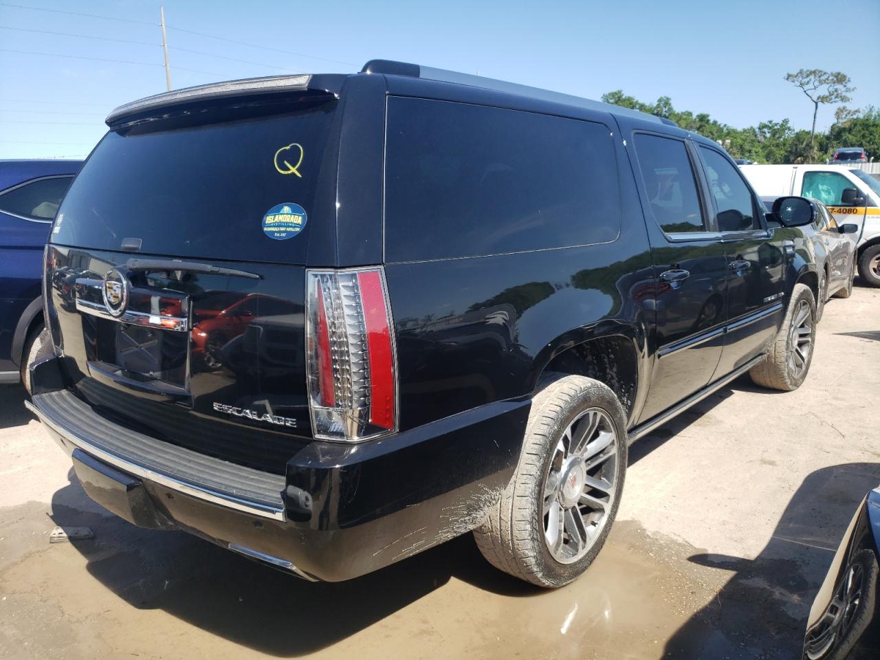 Photo 4 from auction – 2012 CADILLAC ESCALADE E with VIN 1GYS3JEF7CR250767