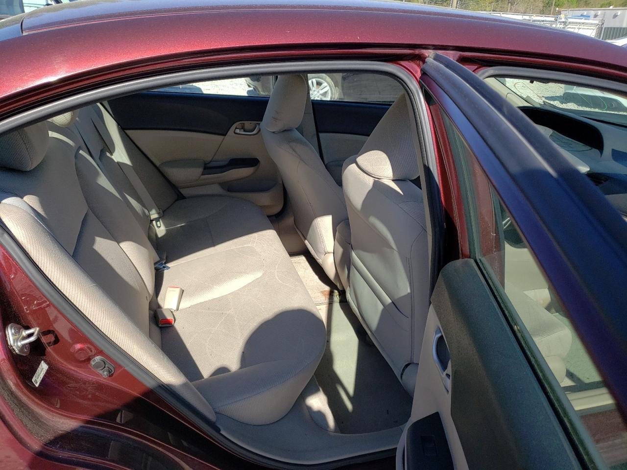 Photo 6 from auction – 2012 HONDA CIVIC with VIN 19XFB2F53CE066296