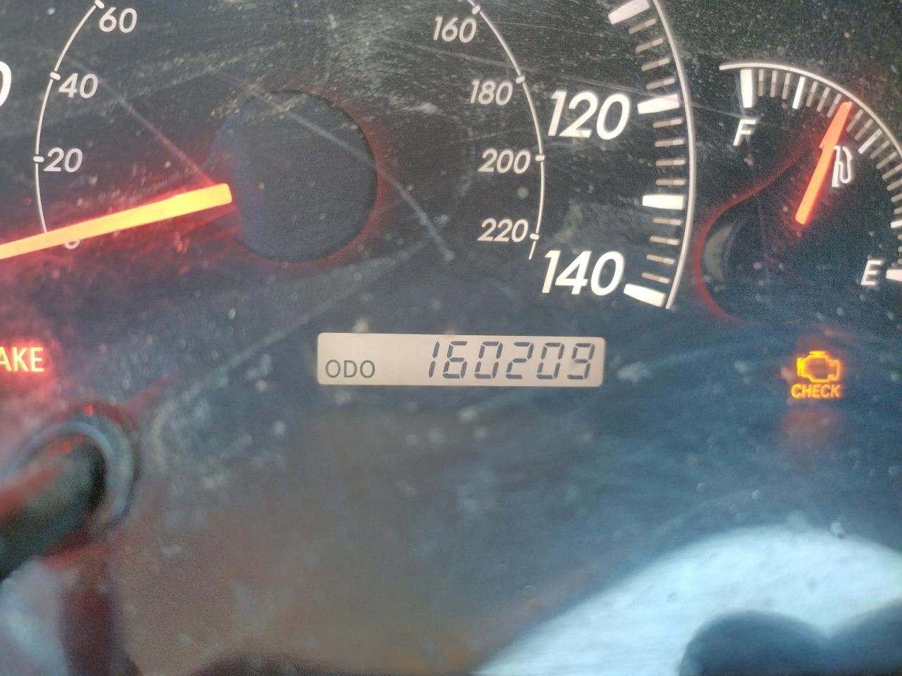 Photo 8 from auction – 2005 TOYOTA CAMRY LE with VIN 4T1BF30K75U083254