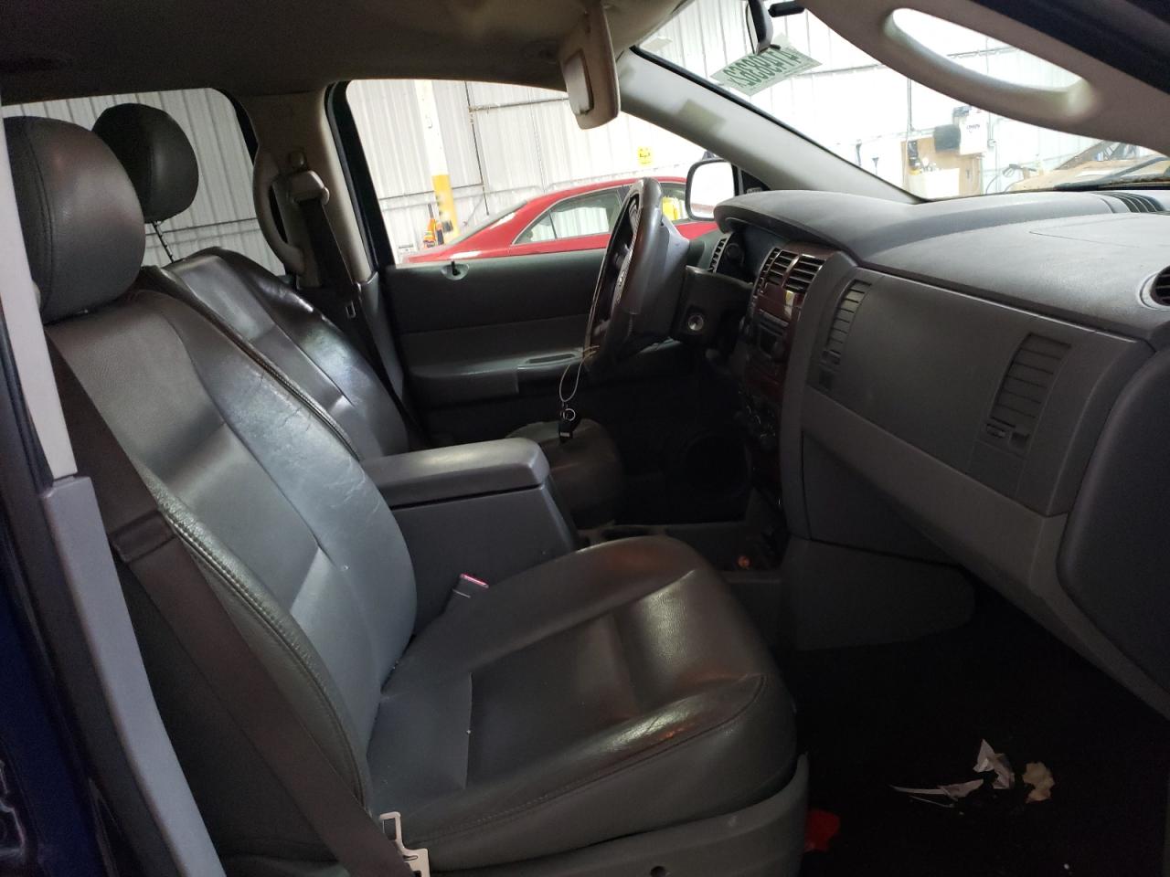 Photo 5 from auction – 2004 DODGE DURANGO SL with VIN 1D4HB48D34F109991