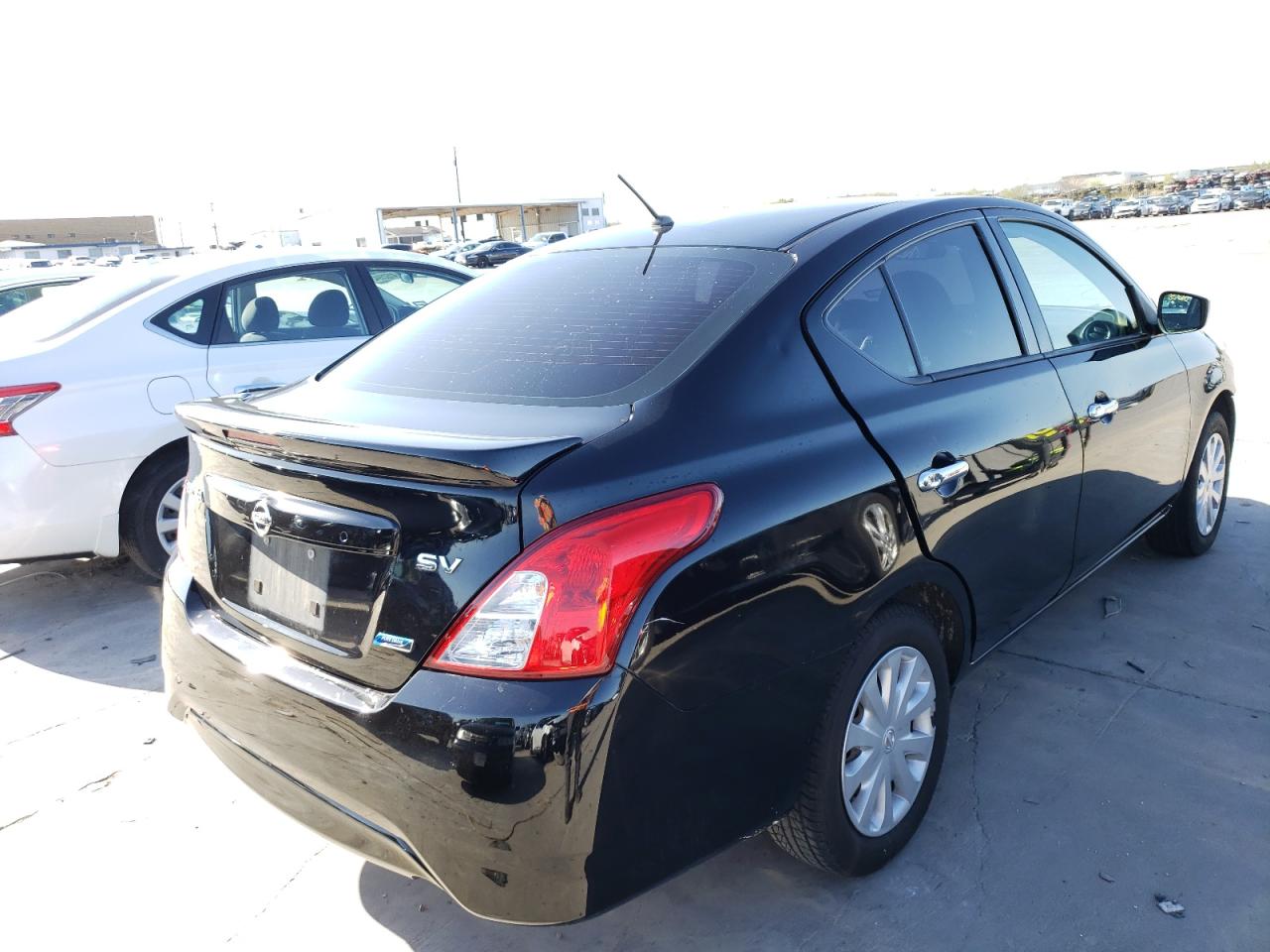 Photo 4 from auction – 2015 NISSAN VERSA S with VIN 3N1CN7AP2FL887408