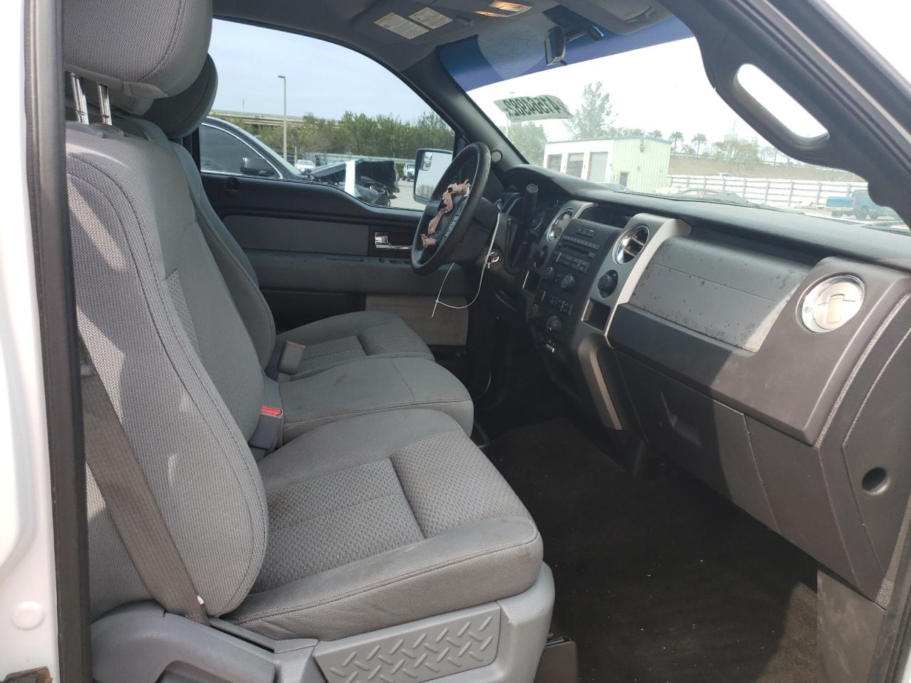 Photo 5 from auction – 2013 FORD F150 SUPER with VIN 1FTFW1EF3DFA80439