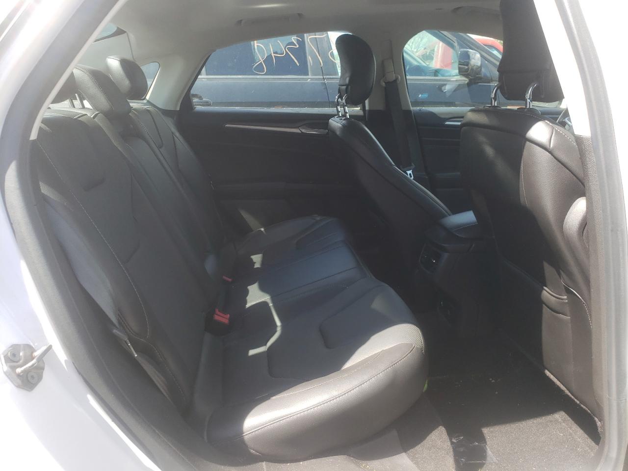 Photo 6 from auction – 2013 FORD FUSION TIT with VIN 3FA6P0RU9DR355479