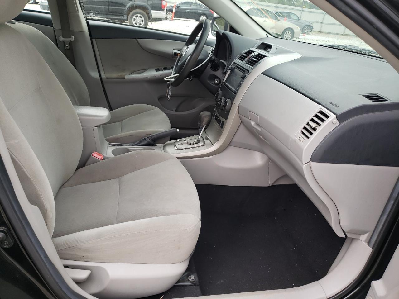 Photo 5 from auction – 2013 TOYOTA COROLLA BA with VIN 2T1BU4EE2DC960215