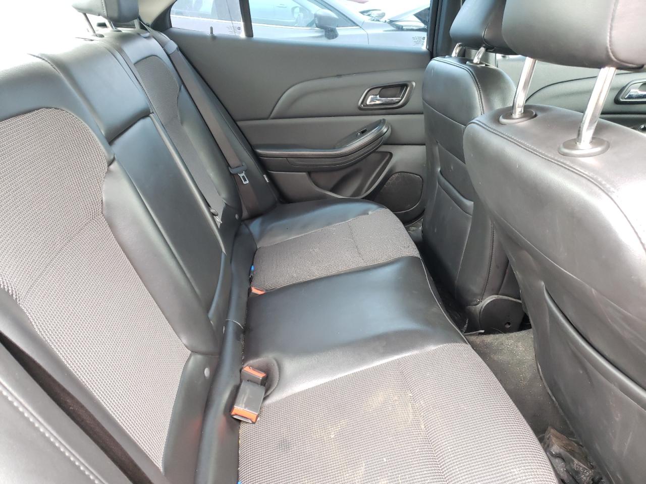 Photo 6 from auction – 2014 CHEVROLET MALIBU 1LT with VIN 1G11C5SL9EF262144