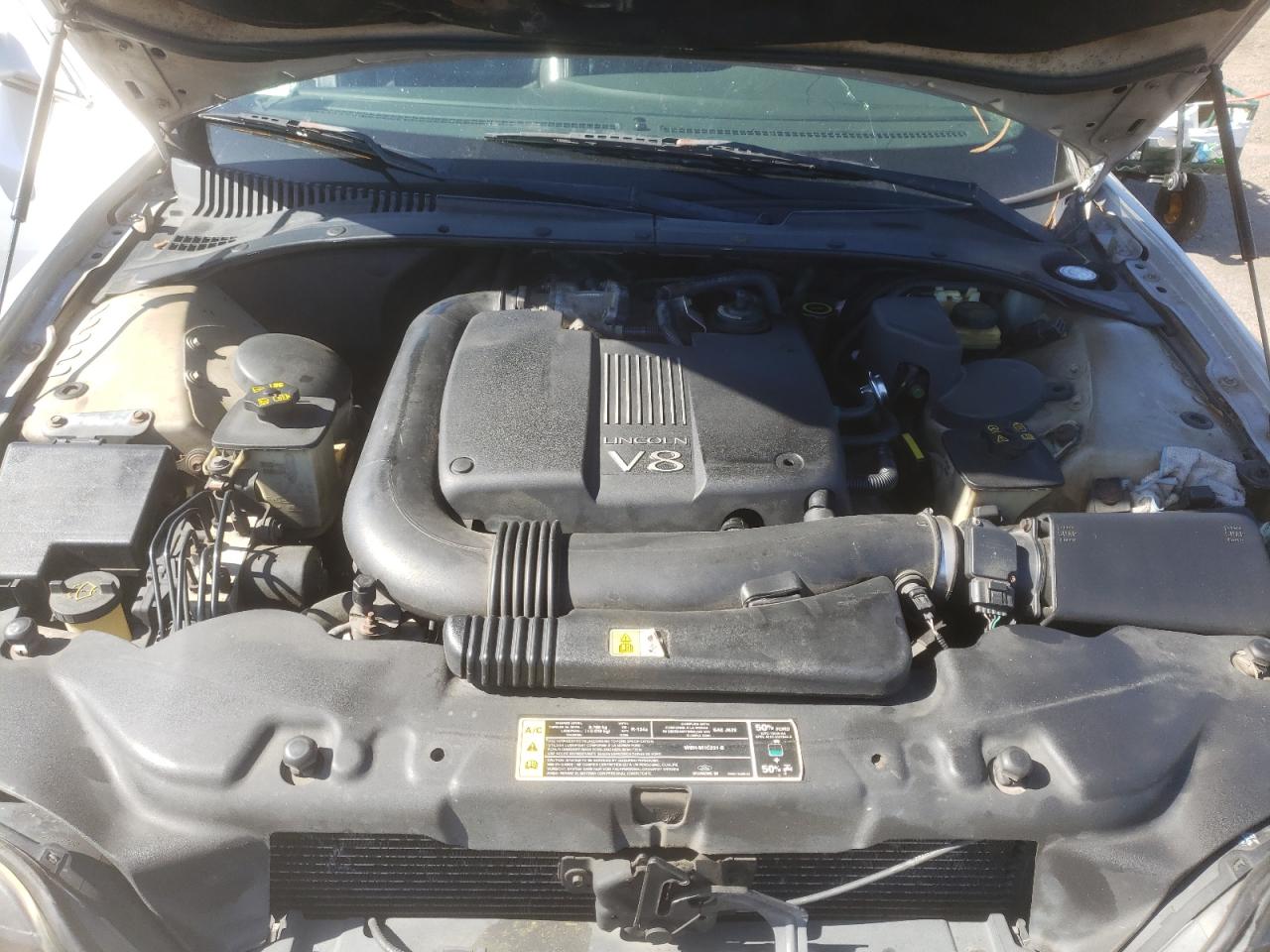 Photo 7 from auction – 2000 LINCOLN LS with VIN 1LNHM87A3YY889857