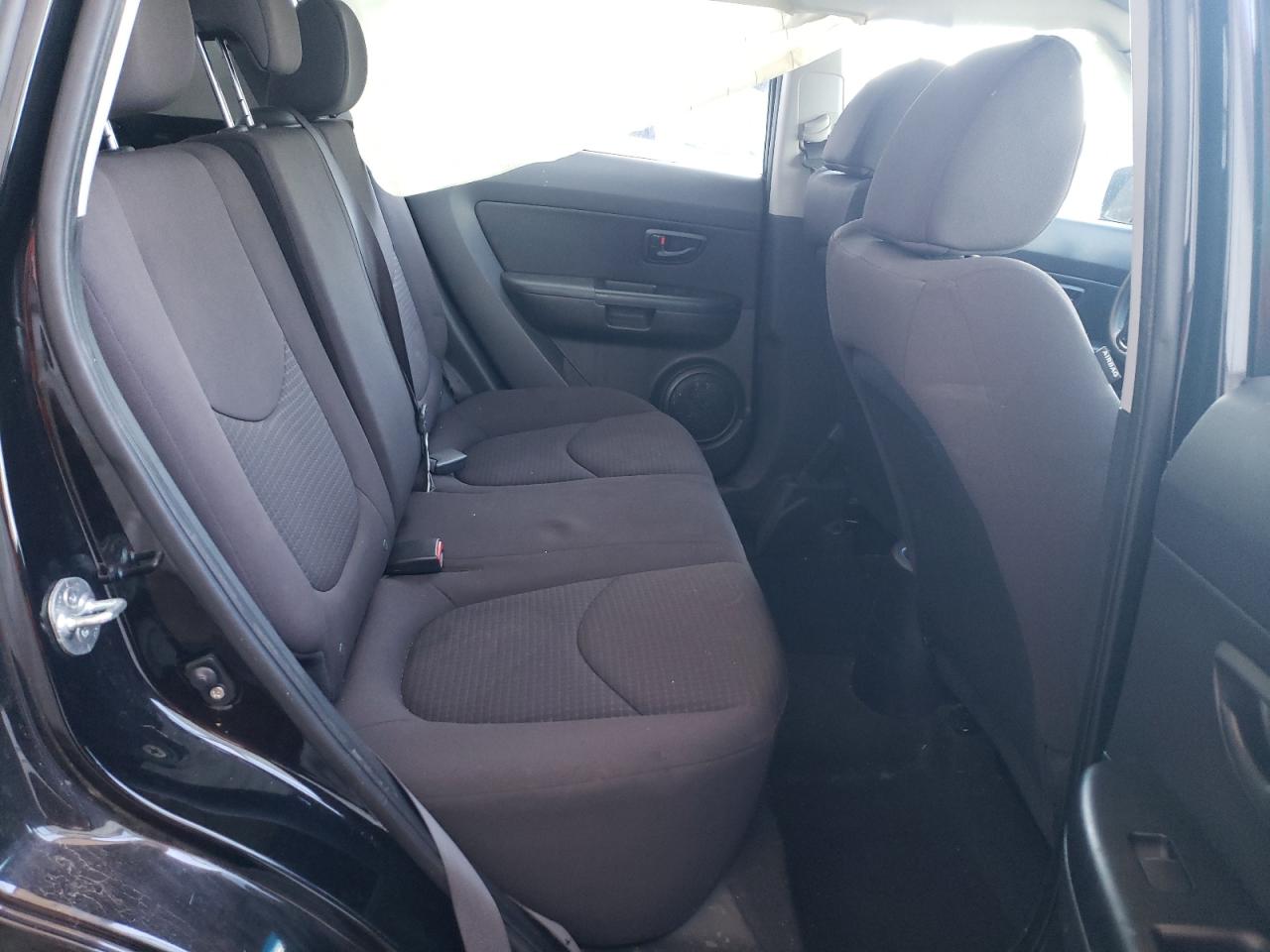 Photo 6 from auction – 2011 KIA SOUL with VIN KNDJT2A18B7213416