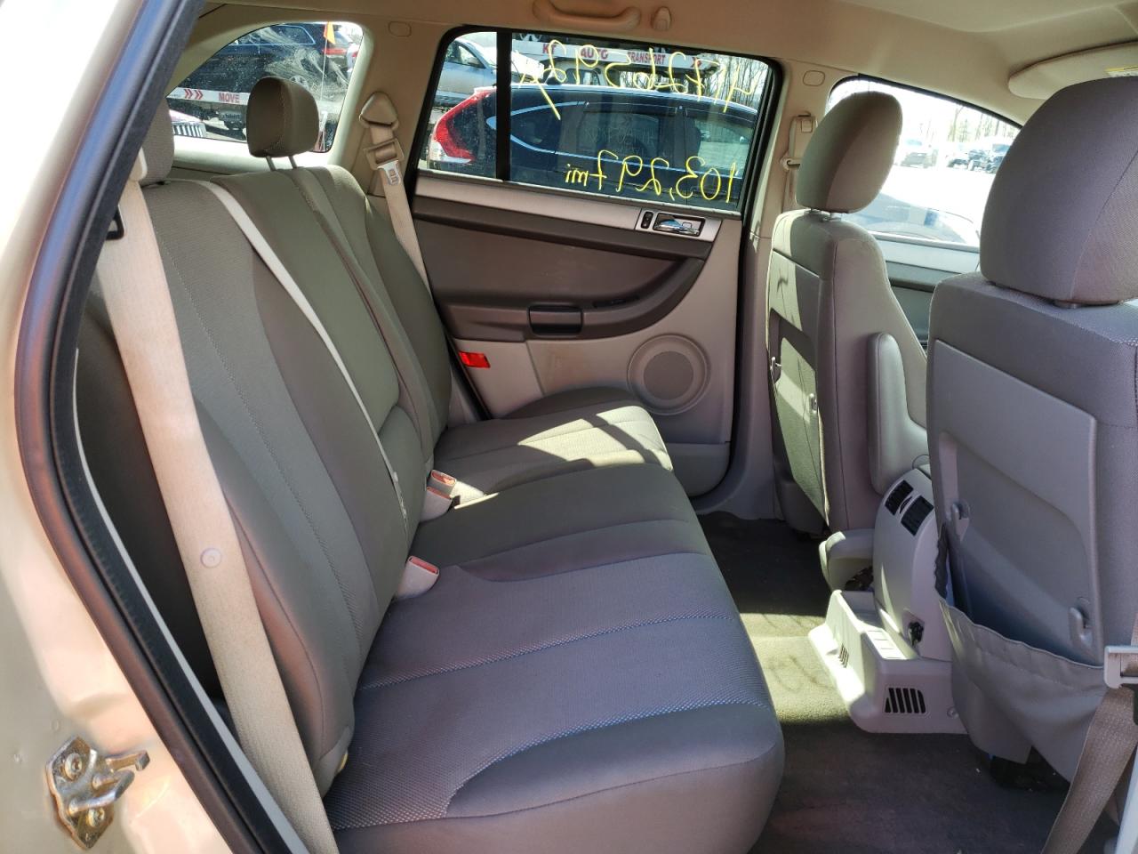Photo 6 from auction – 2005 CHRYSLER PACIFICA with VIN 2C4GF48435R576528