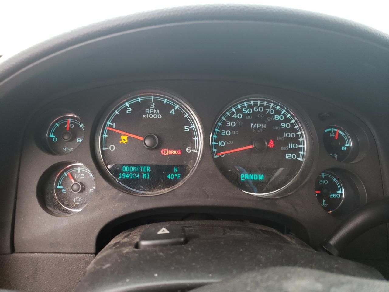 Photo 8 from auction – 2010 CHEVROLET AVALANCHE with VIN 3GNVKFE08AG212113