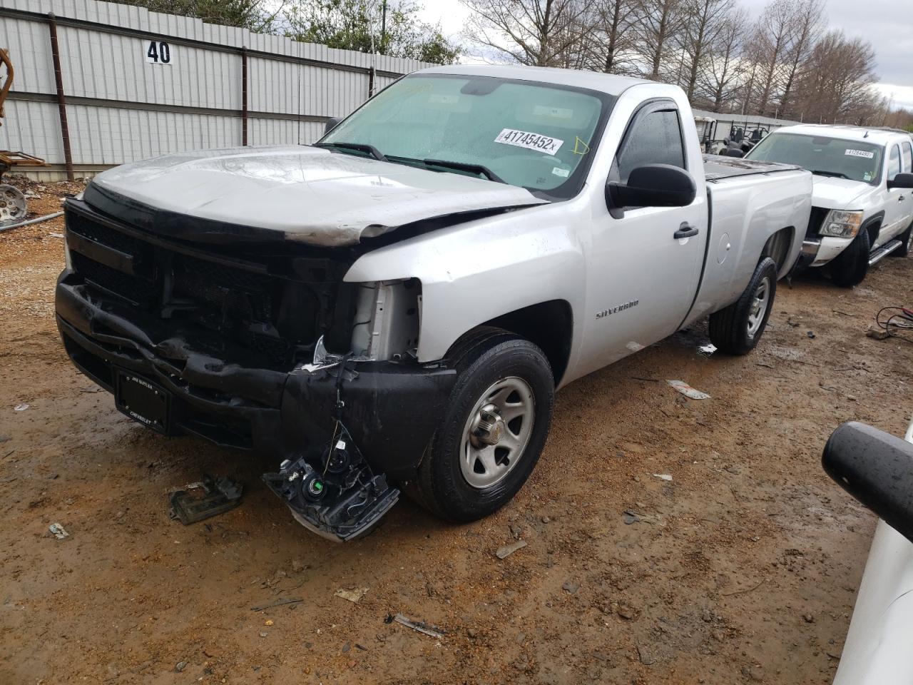 Photo 2 from auction – 2013 CHEVROLET SILVERADO with VIN 1GCNCPEX2DZ411591