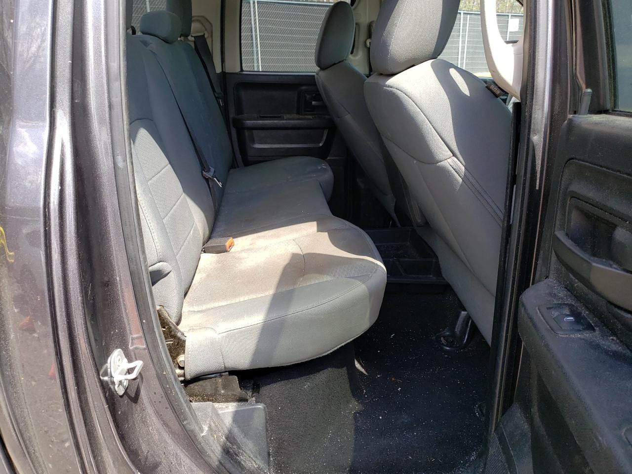 Photo 6 from auction – 2014 RAM 1500 ST with VIN 1C6RR7FT8ES256154