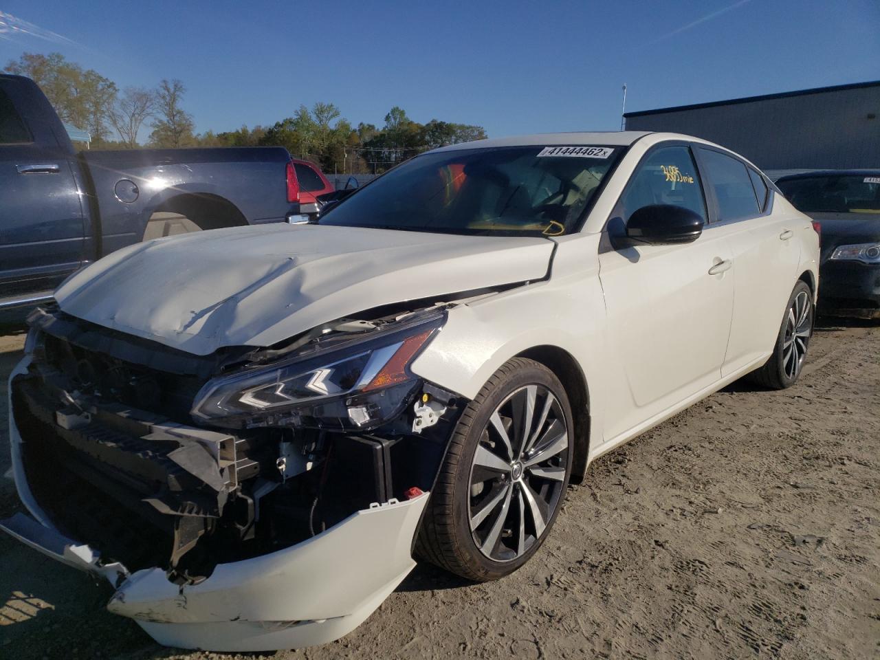 Photo 2 from auction – 2019 NISSAN ALTIMA SR with VIN 1N4BL4CV0KC114540