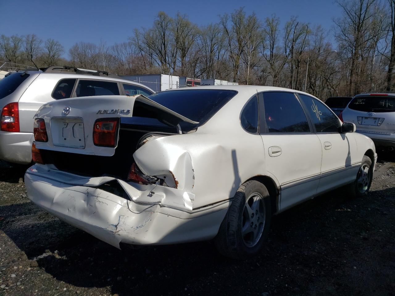 Photo 4 from auction – 1998 TOYOTA AVALON XL with VIN 4T1BF18B4WU282823