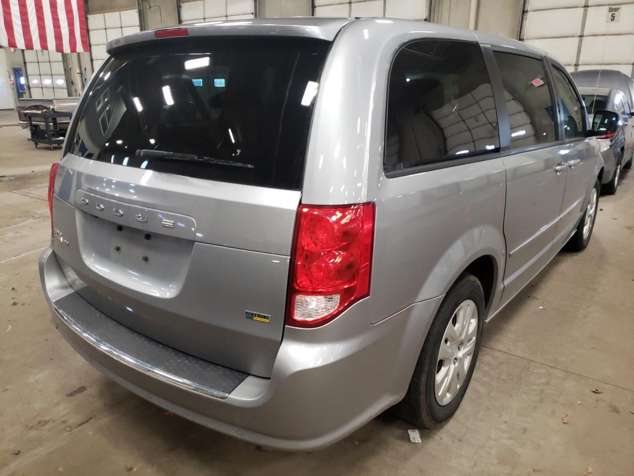 Photo 4 from auction – 2017 DODGE GRAND CARA with VIN 2C4RDGBG8HR838731
