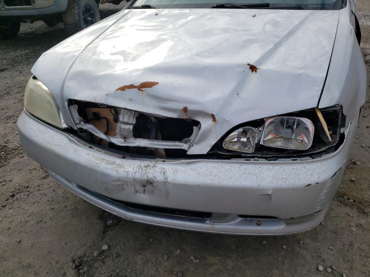Photo 9 from auction – 2001 ACURA 3.2TL with VIN 19UUA56731A028310