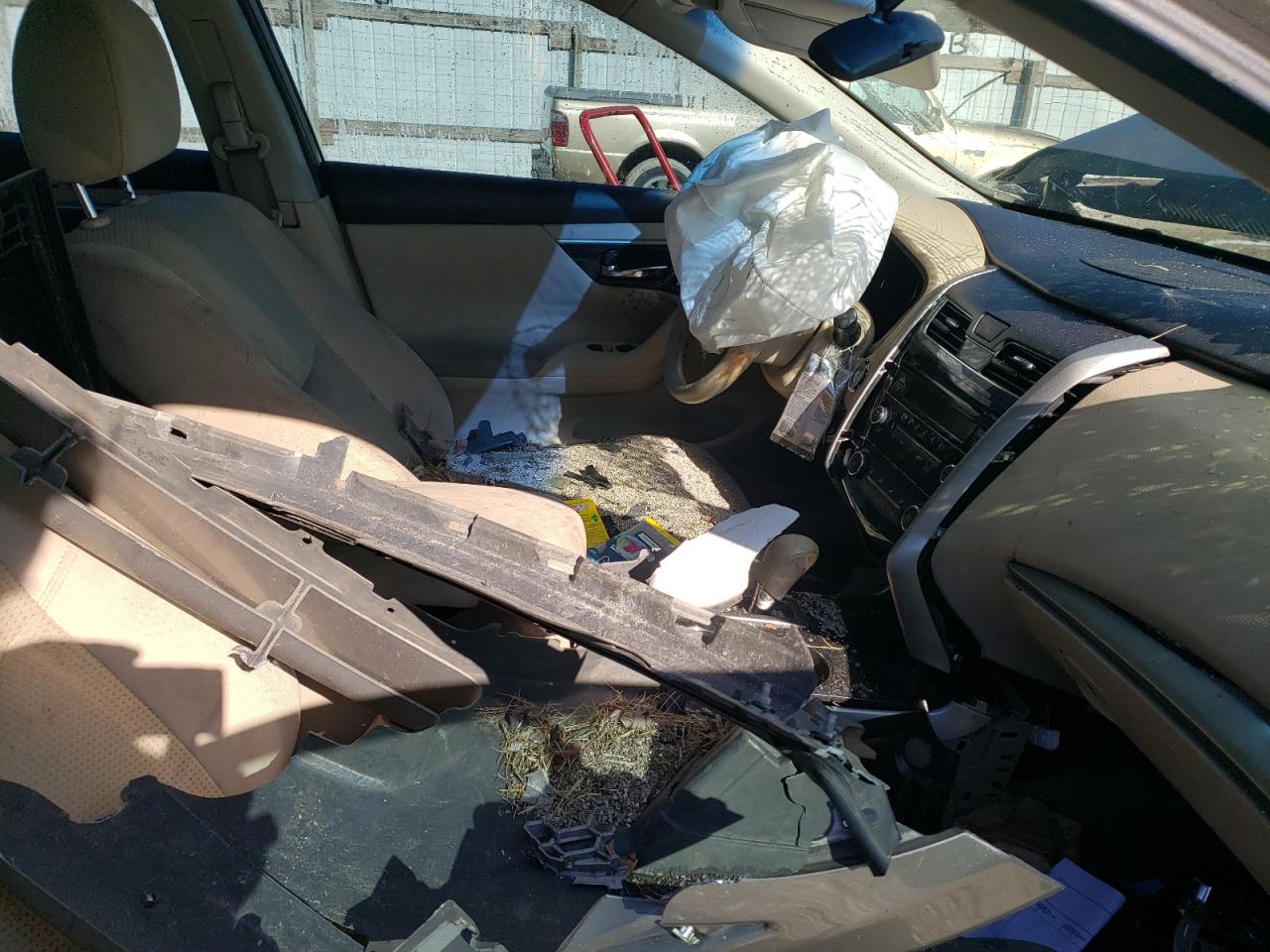 Photo 5 from auction – 2014 NISSAN ALTIMA 2.5 with VIN 1N4AL3AP1EC163938