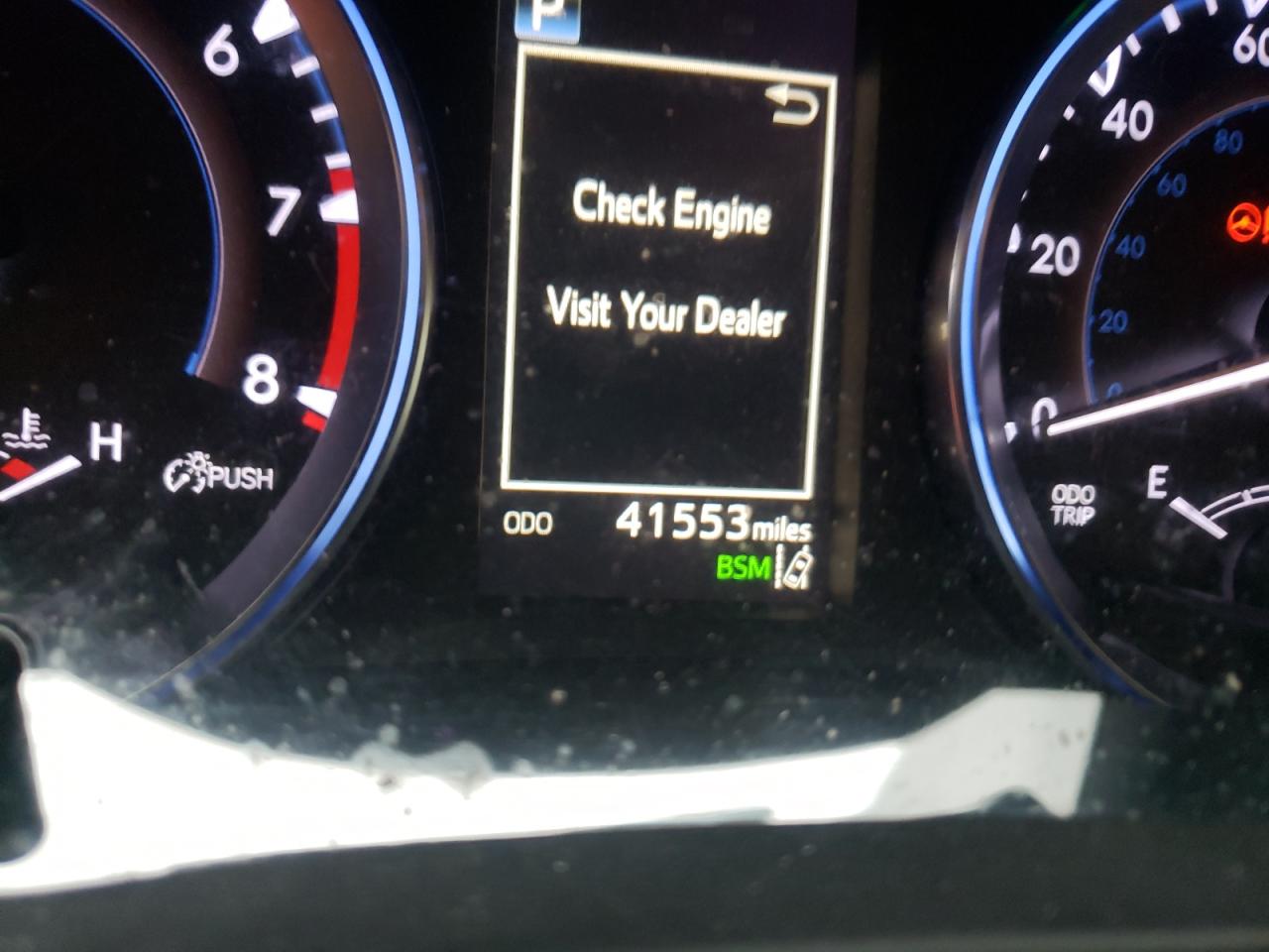 Photo 8 from auction – 2018 TOYOTA HIGHLANDER with VIN 5TDKZRFH6JS544789