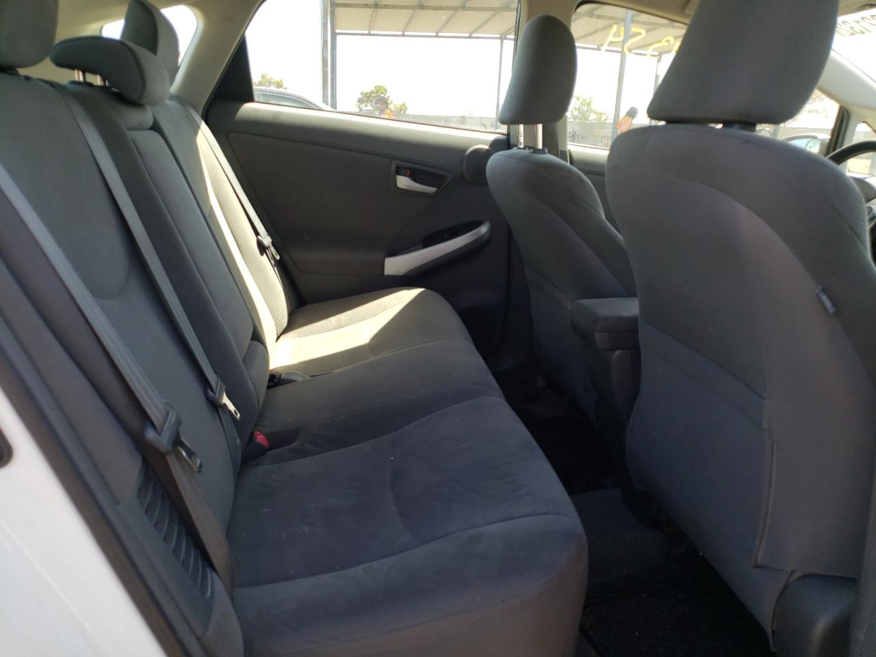 صورة رقم 6 من المزاد - 2011 TOYOTA PRIUS مع VIN JTDKN3DU7B0295707