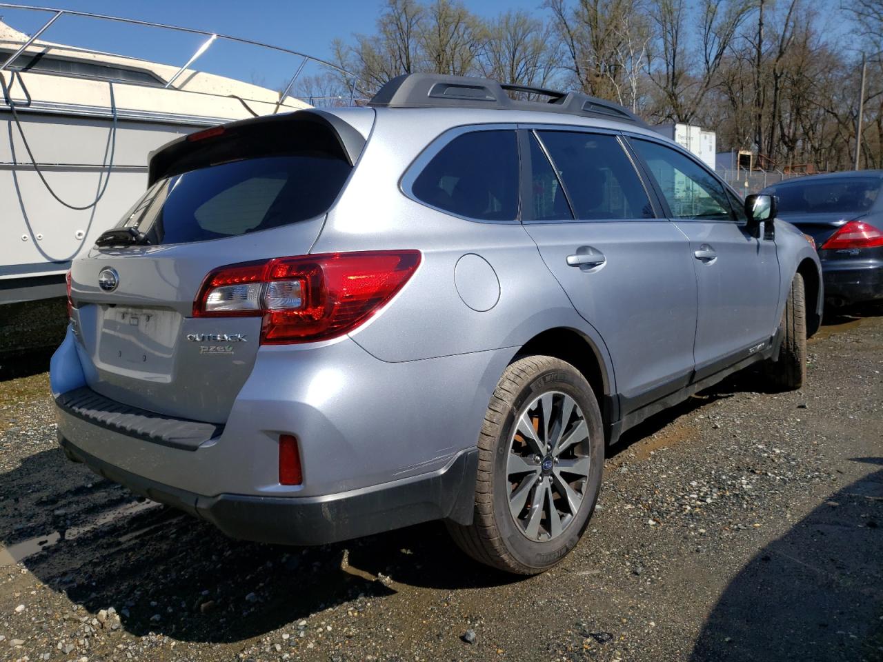 Photo 4 from auction – 2015 SUBARU OUTBACK 2. with VIN 4S4BSAJC9F3271319