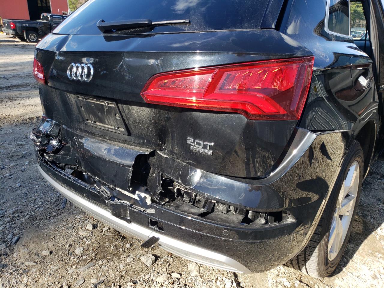 Photo 9 from auction – 2018 AUDI Q5 PREMIUM with VIN WA1BNAFY8J2190899