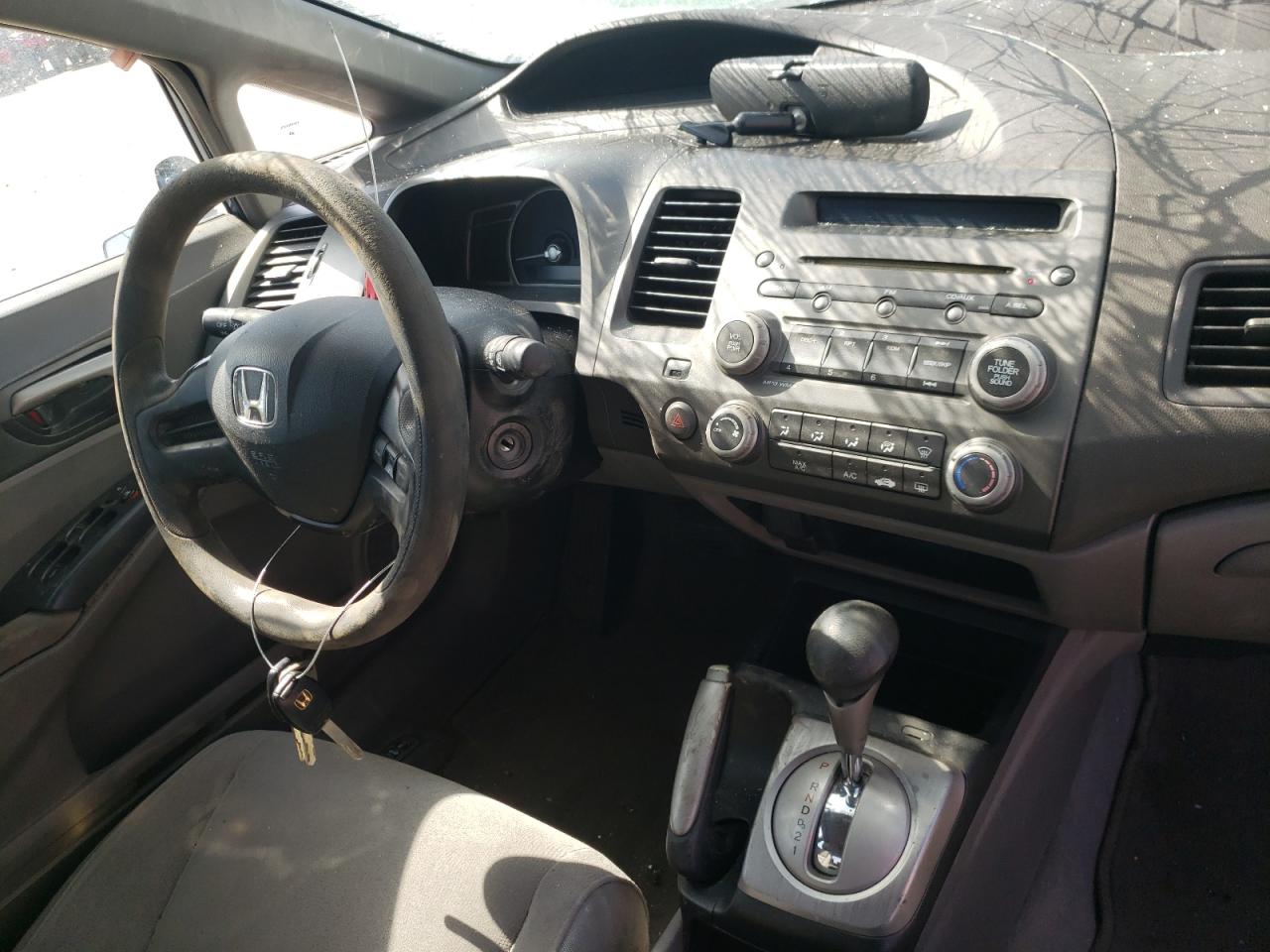 Photo 9 from auction – 2007 HONDA CIVIC LX with VIN 1HGFA16517L130380