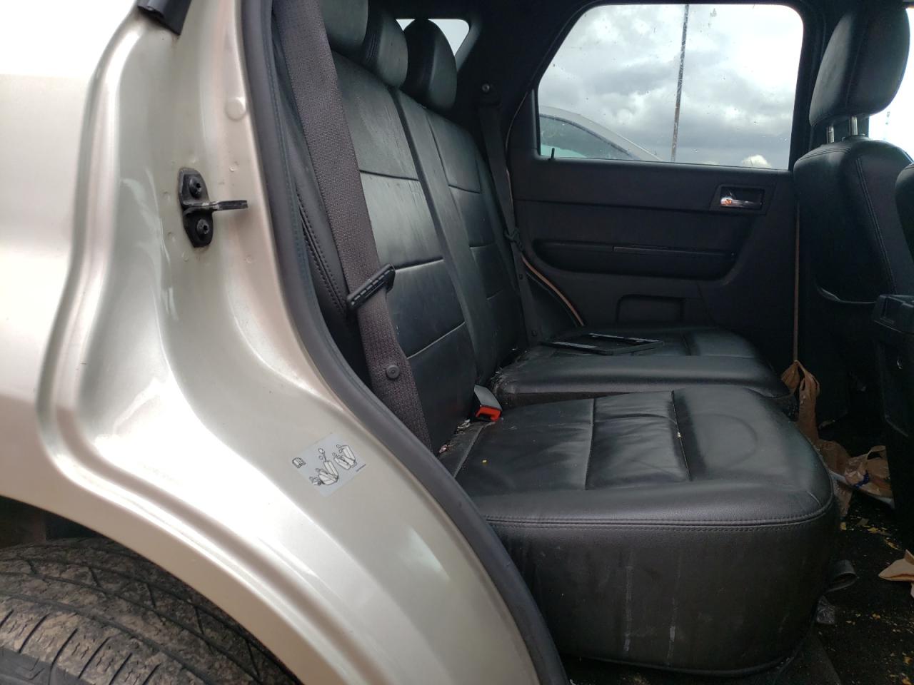 Photo 6 from auction – 2012 FORD ESCAPE LIM with VIN 1FMCU9EGXCKA65602