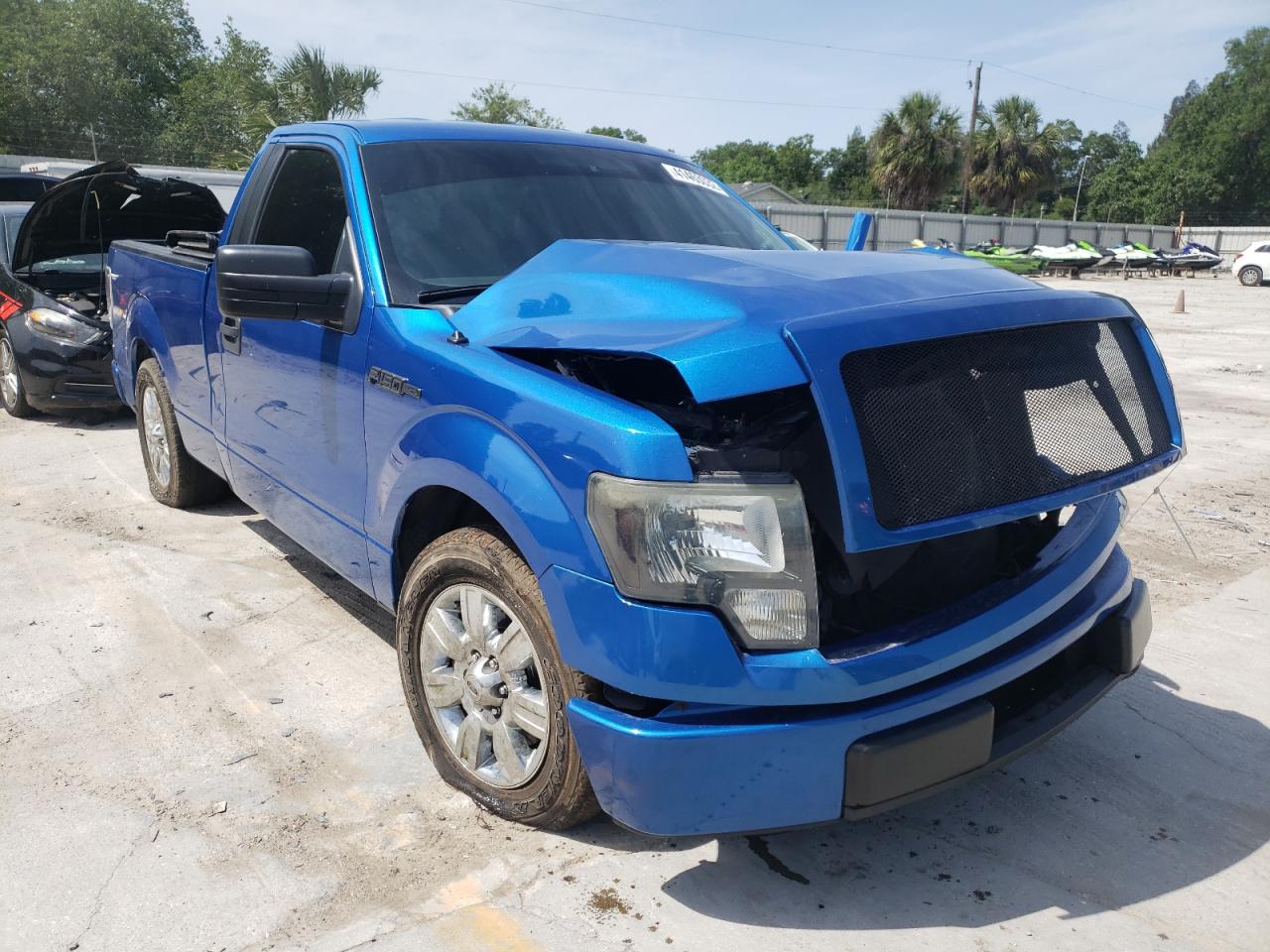 FORD F150 2014 with VIN 1FTMF1CM8EFB67425 - Photo from auction