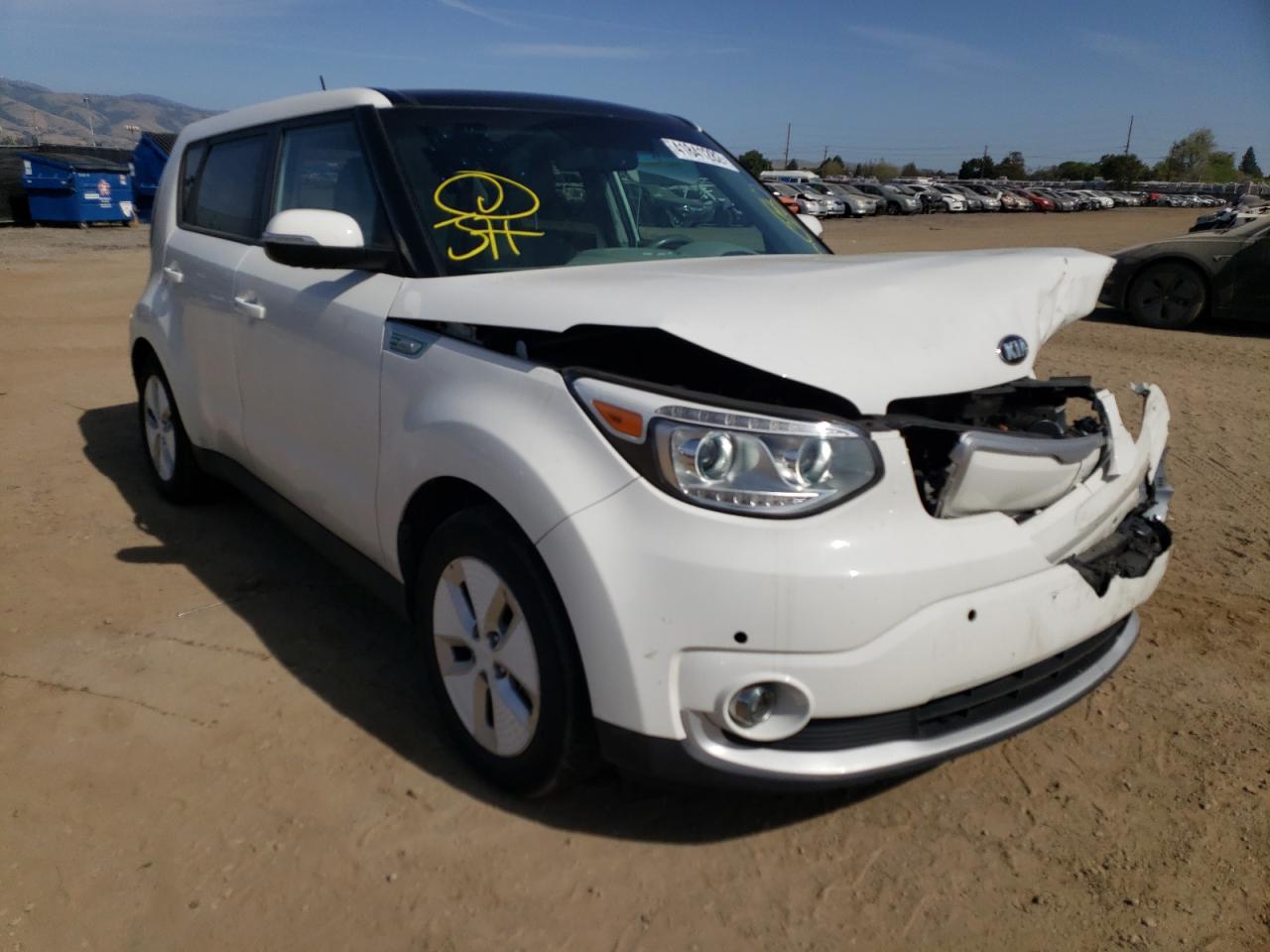 KIA SOUL EV + 2016 with VIN KNDJX3AEXG7017269 - Photo from auction