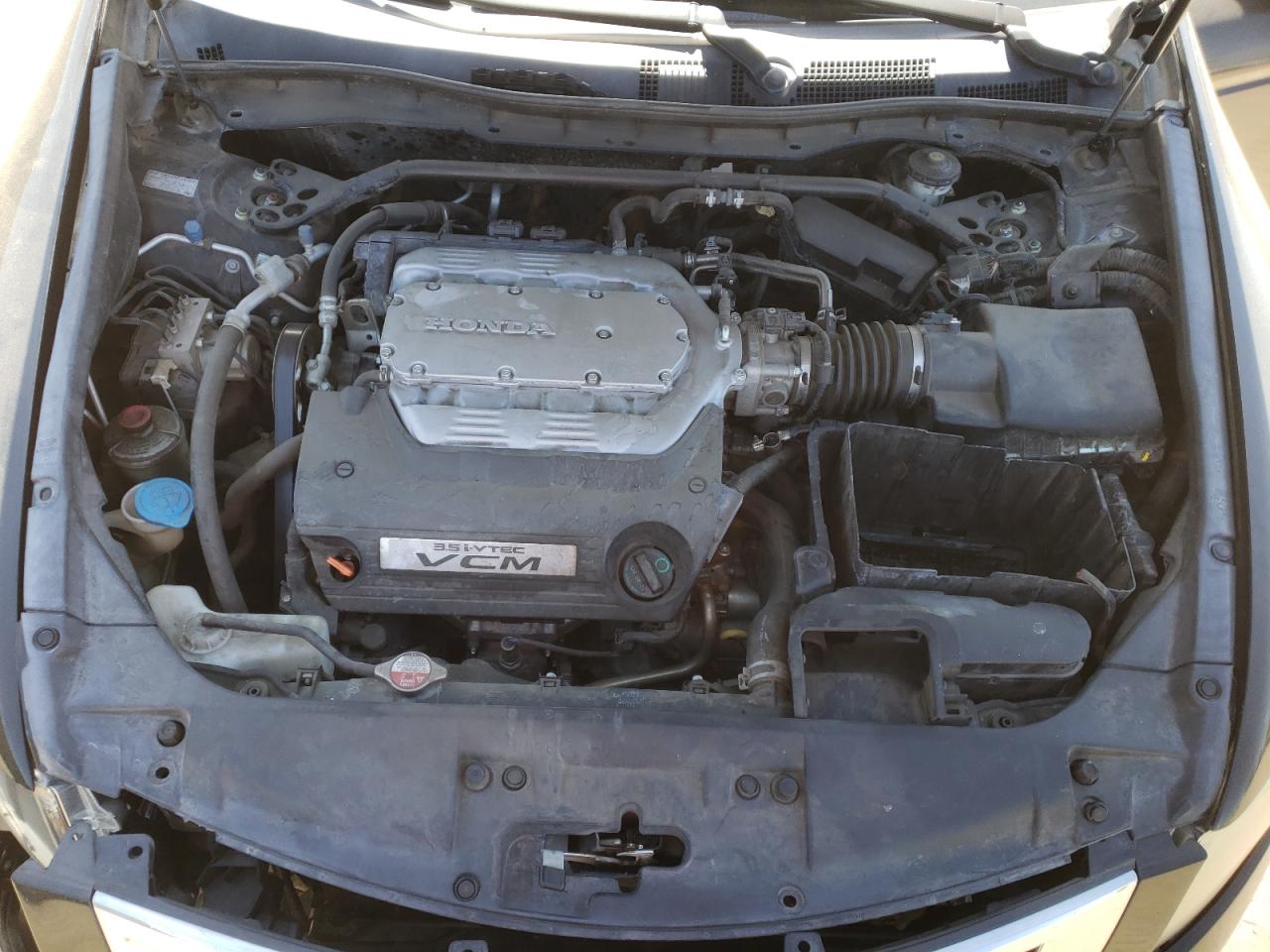 Photo 7 from auction – 2010 HONDA ACCORD EXL with VIN 1HGCP3F88AA008917