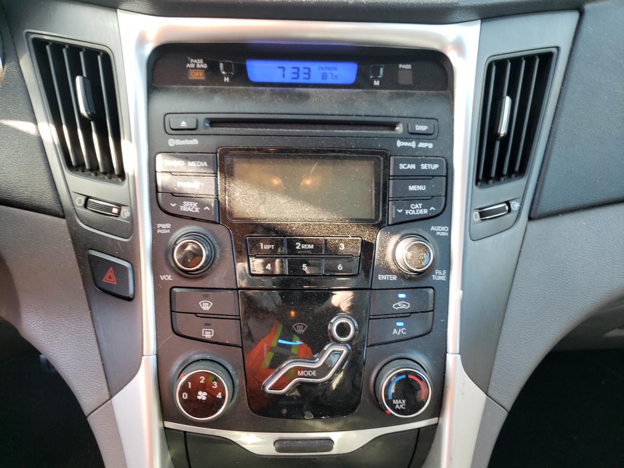 Photo 9 from auction – 2012 HYUNDAI SONATA GLS with VIN 5NPEB4AC7CH372958