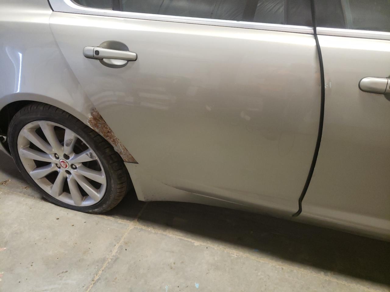 Photo 9 from auction – 2014 JAGUAR XF with VIN SAJWJ0EF2E8U22768