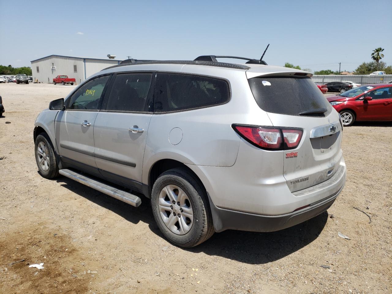 Photo 3 from auction – 2017 CHEVROLET TRAVERSE L with VIN 1GNKRFED8HJ161884