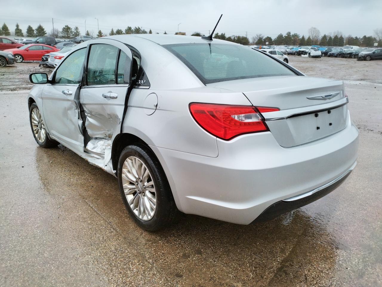 Photo 3 from auction – 2011 CHRYSLER 200 LIMITE with VIN 1C3BC2FB9BN571257