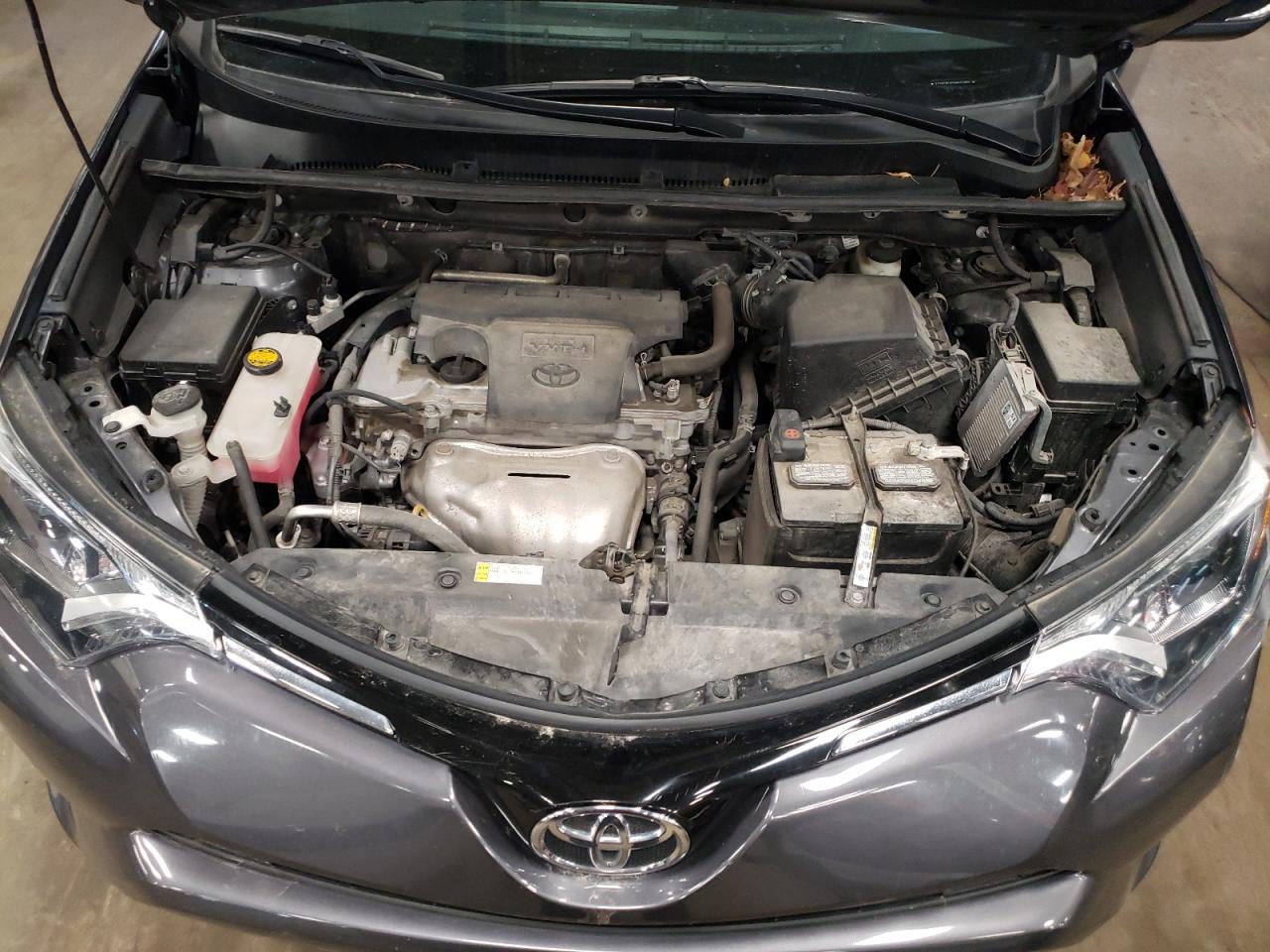 Photo 7 from auction – 2016 TOYOTA RAV4 XLE with VIN 2T3RFREV7GW425865