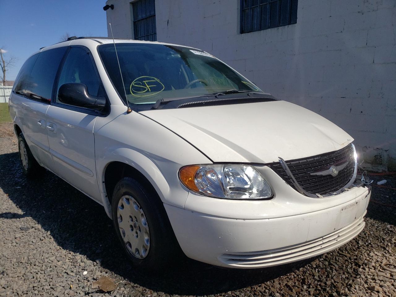 Photo 1 from auction – 2002 CHRYSLER TOWN & COU with VIN 2C4GP44352R514490