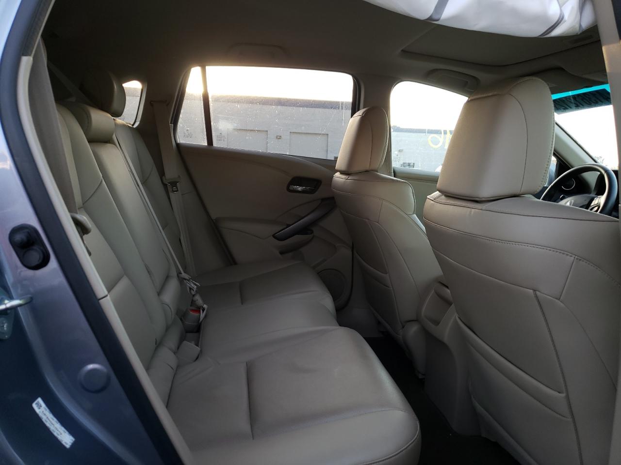 Photo 6 from auction – 2015 ACURA RDX with VIN 5J8TB4H32FL024712