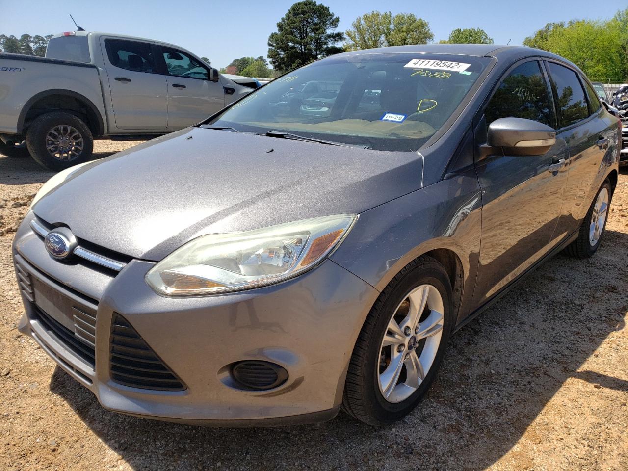 Foto 2 de la subasta – 2014 FORD FOCUS SE con VIN 1FADP3F26EL137088
