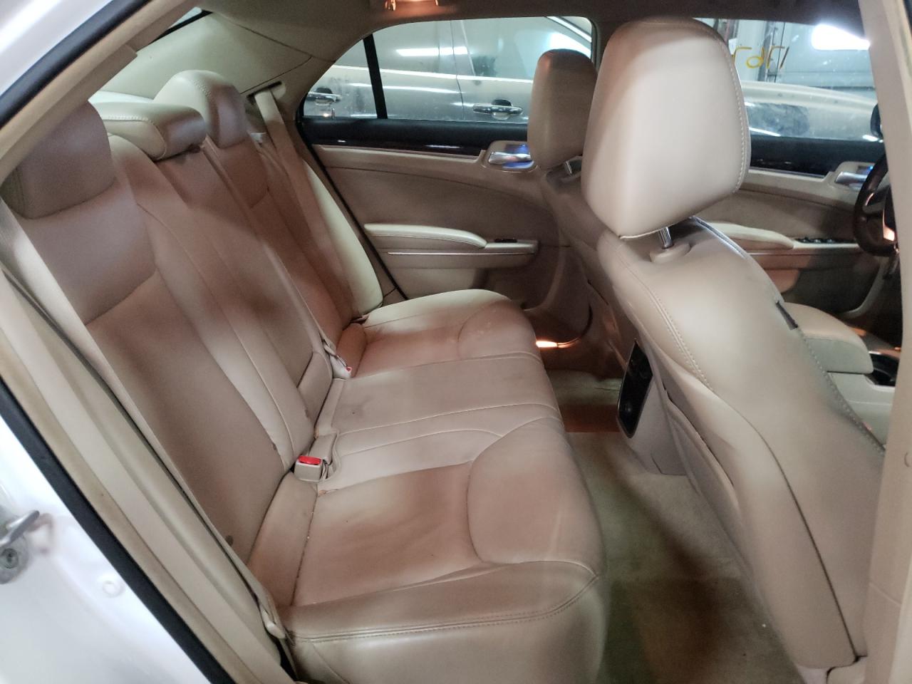 Photo 6 from auction – 2012 CHRYSLER 300 LIMITE with VIN 2C3CCACG8CH249413