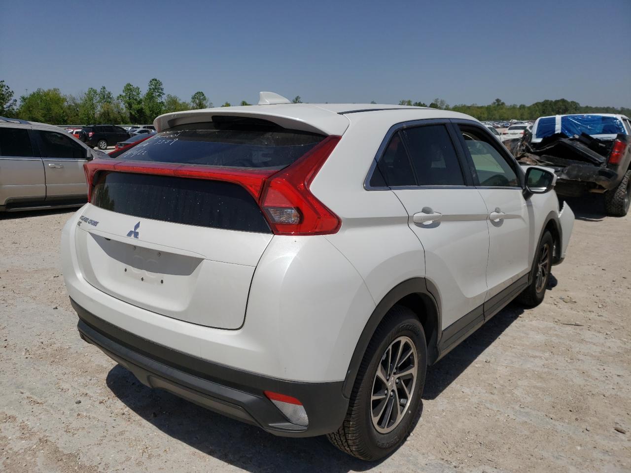 Photo 4 from auction – 2020 MITSUBISHI ECLIPSE CR with VIN JA4AS3AA2LZ023359