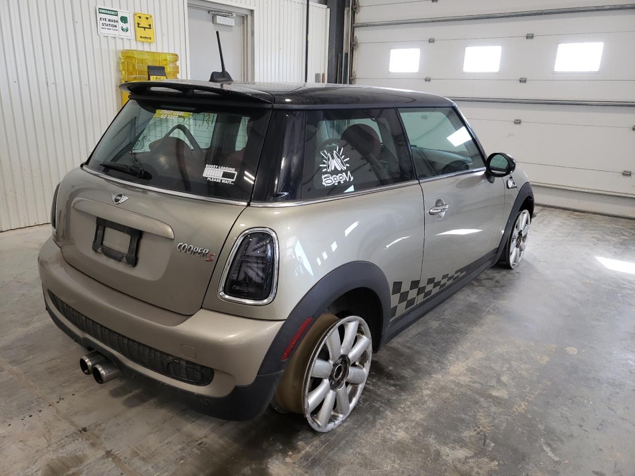 Photo 4 from auction – 2008 MINI COOPER S with VIN WMWMF73568TV38421