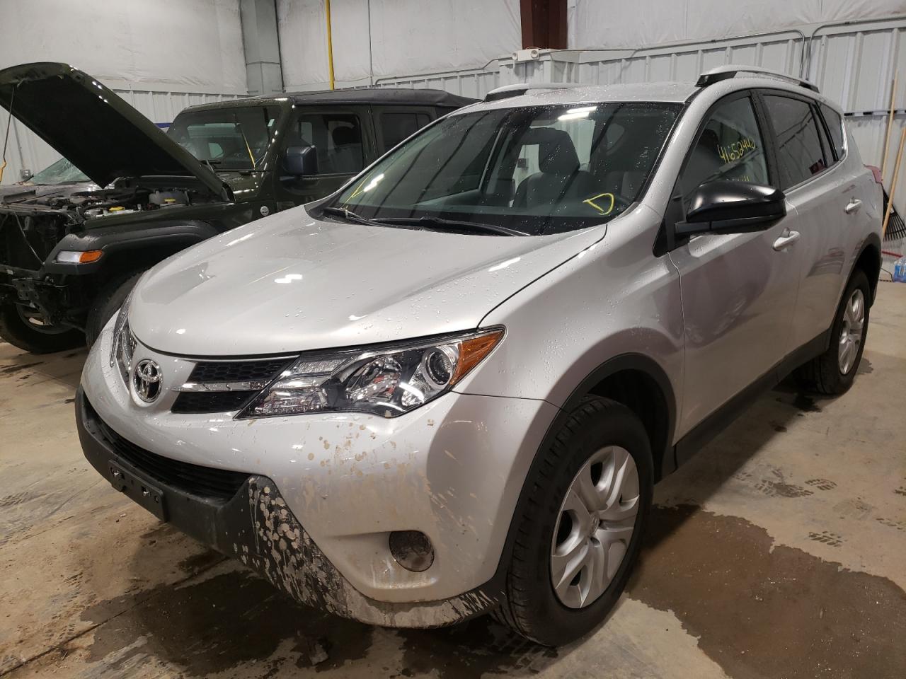 Photo 2 from auction – 2013 TOYOTA RAV4 LE with VIN 2T3BFREV7DW122985