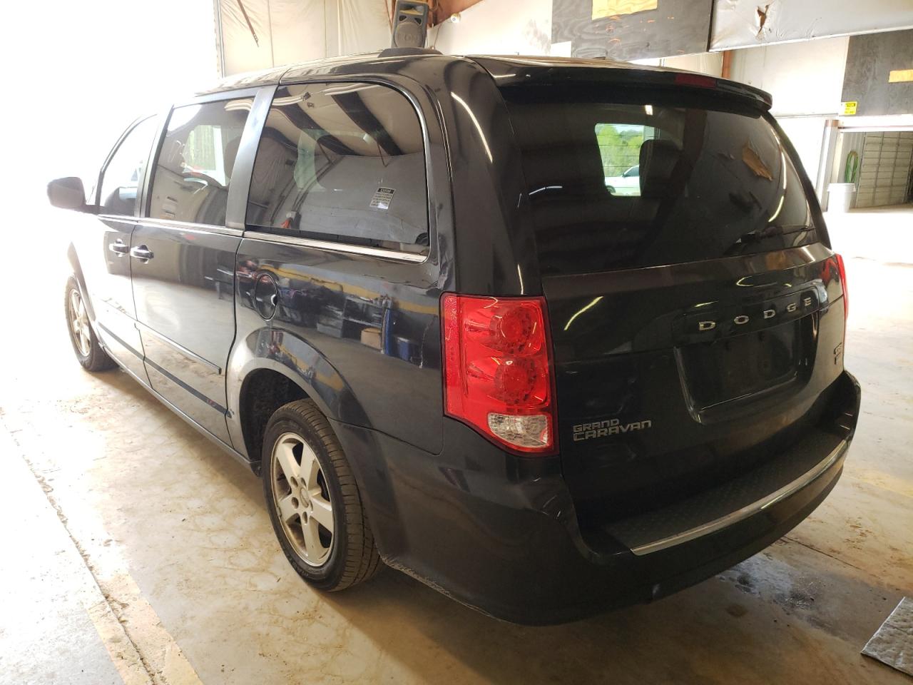 Photo 3 from auction – 2011 DODGE GRAND CARA with VIN 2D4RN5DG2BR688589