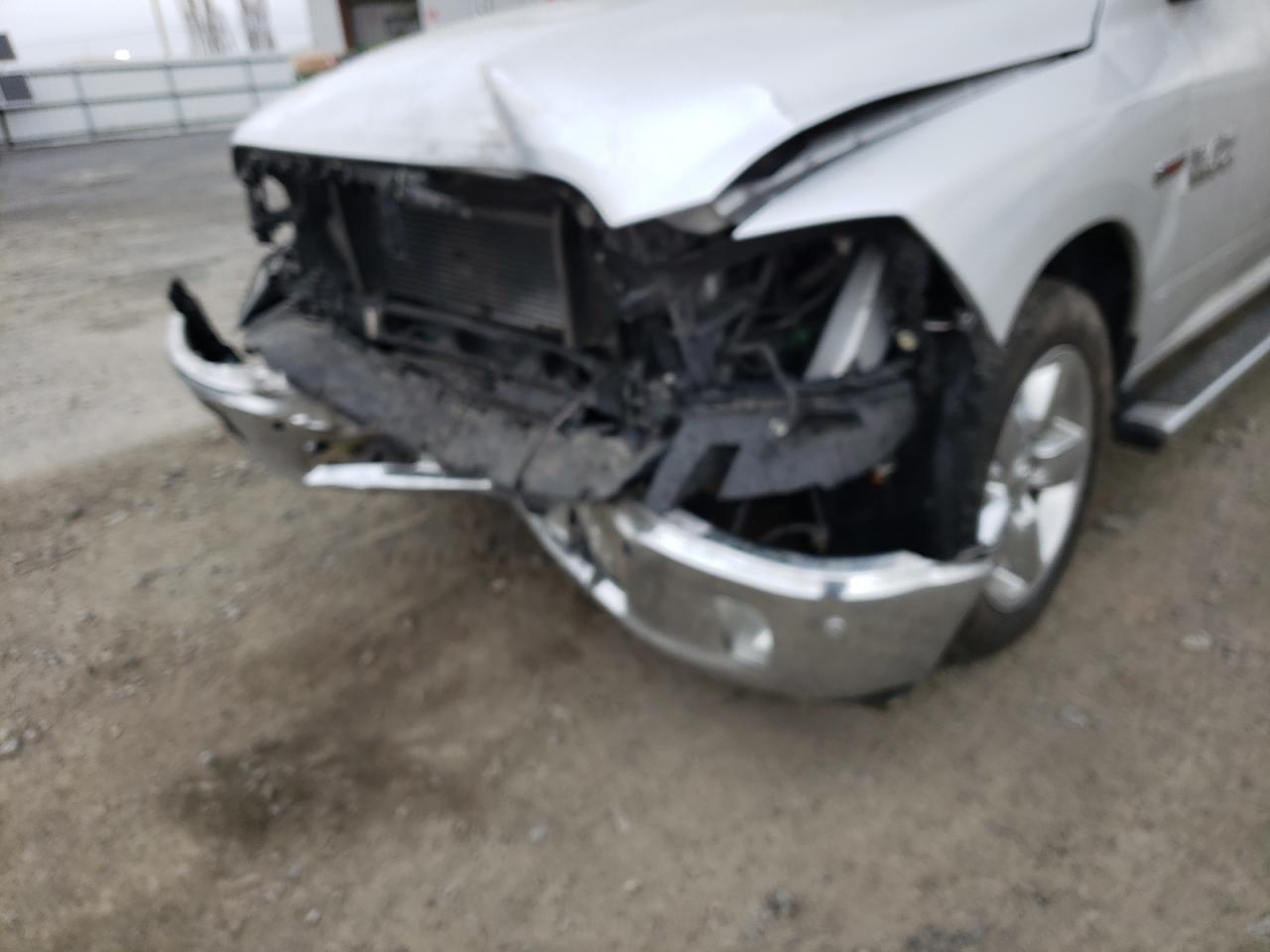 Photo 10 from auction – 2015 RAM 1500 SLT with VIN 1C6RR7GMXFS694229