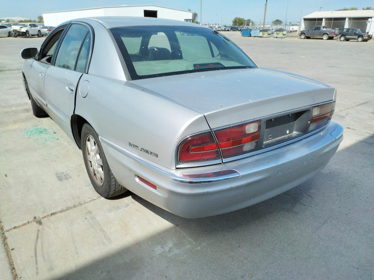 Photo 3 from auction – 2002 BUICK PARK AVENU with VIN 1G4CW54K024169155